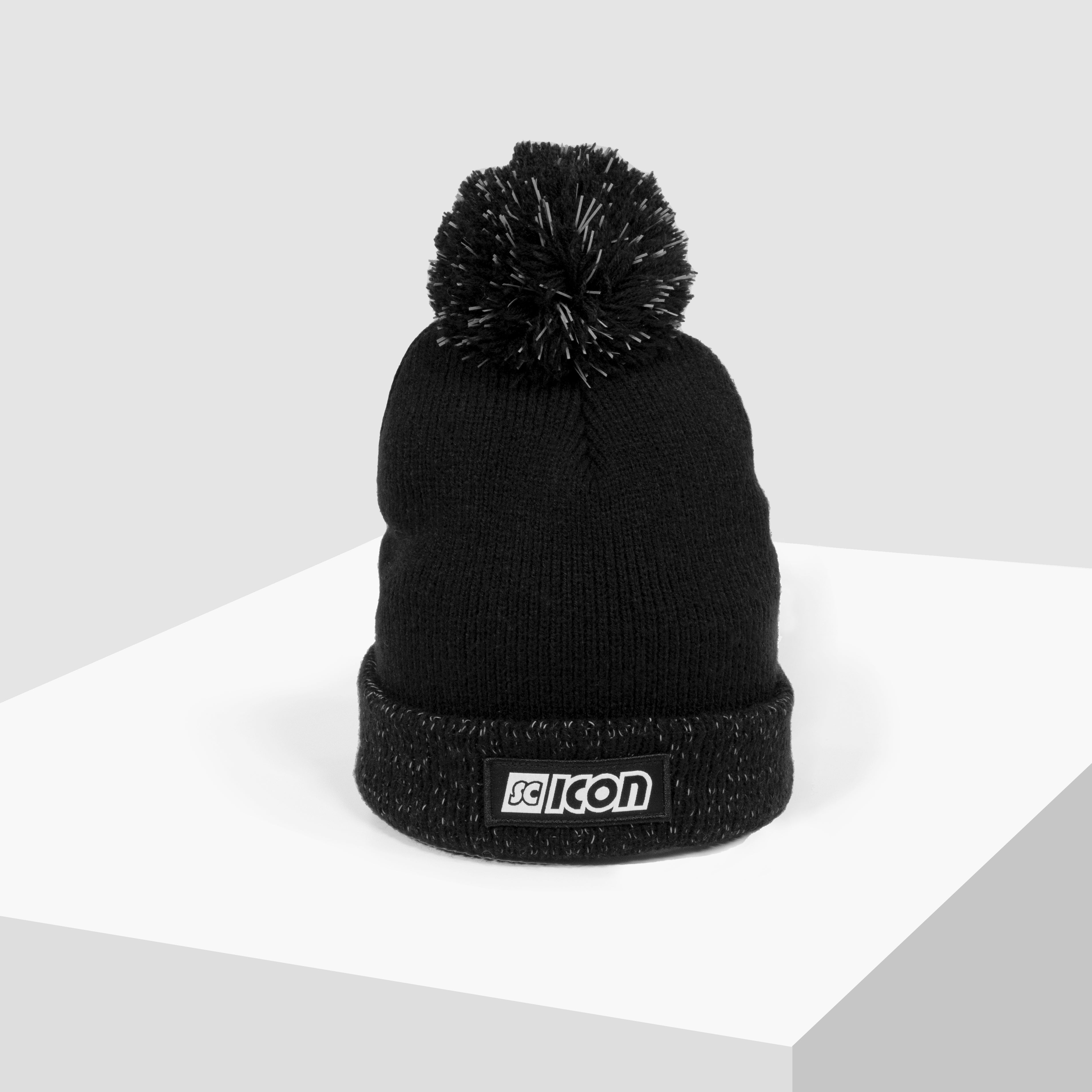 GORRO POM POM CON LOGOTIPO SCICON