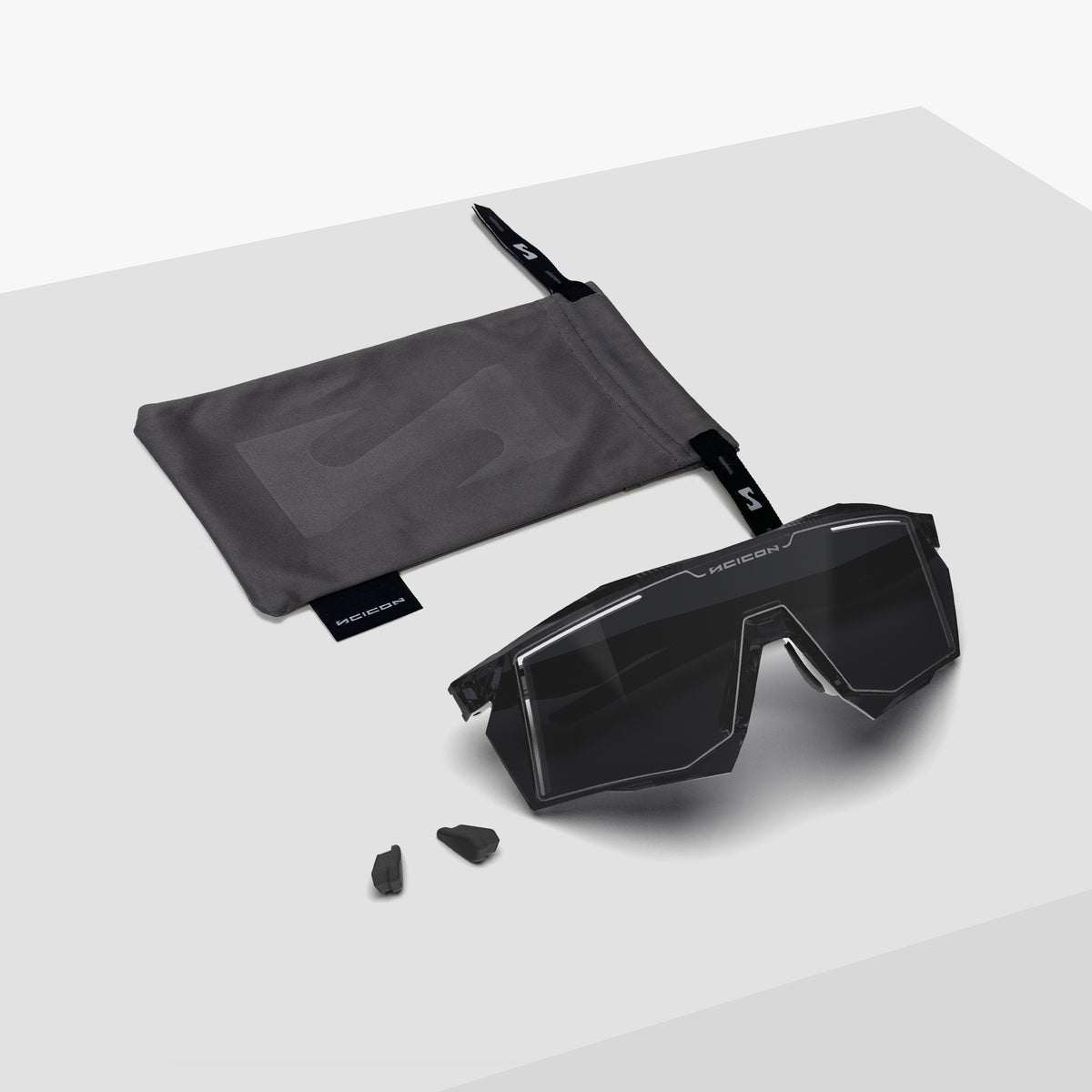 Aerostorm Smoke Black box