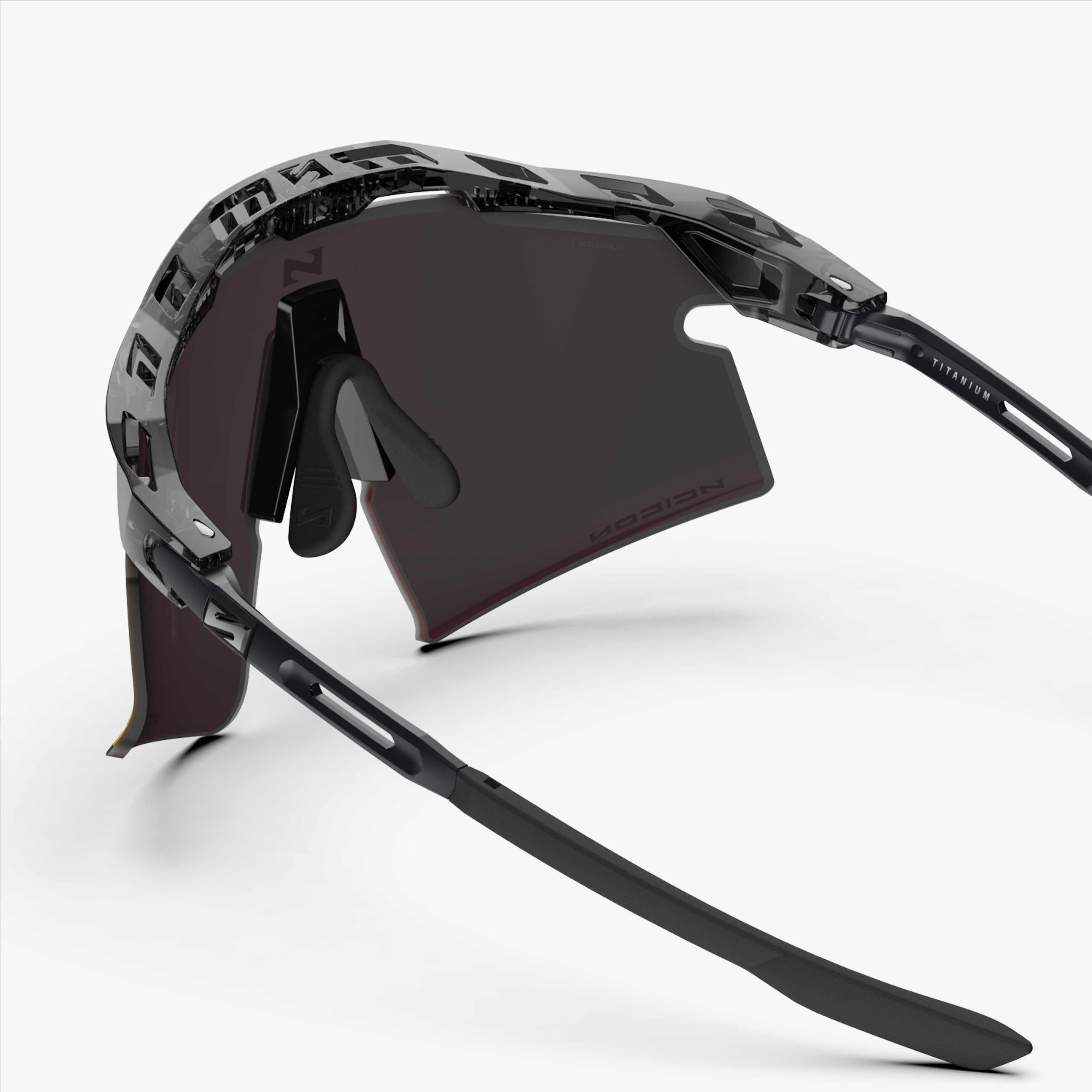 Aeroshade 2.0 Titanium Strake Black Crystal Gloss Multimirror Sunburst detail