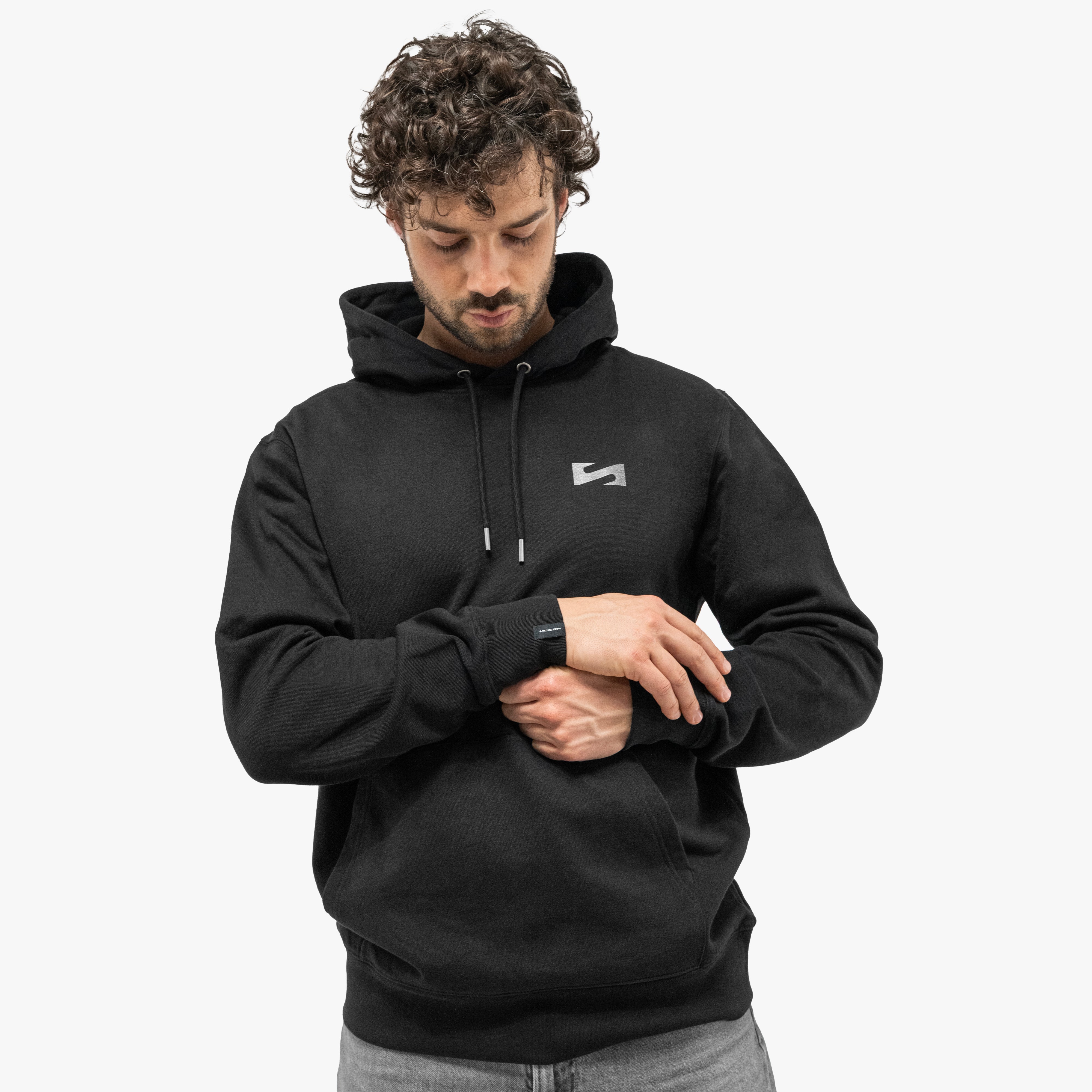 SUDADERA CON CAPUCHA IRON