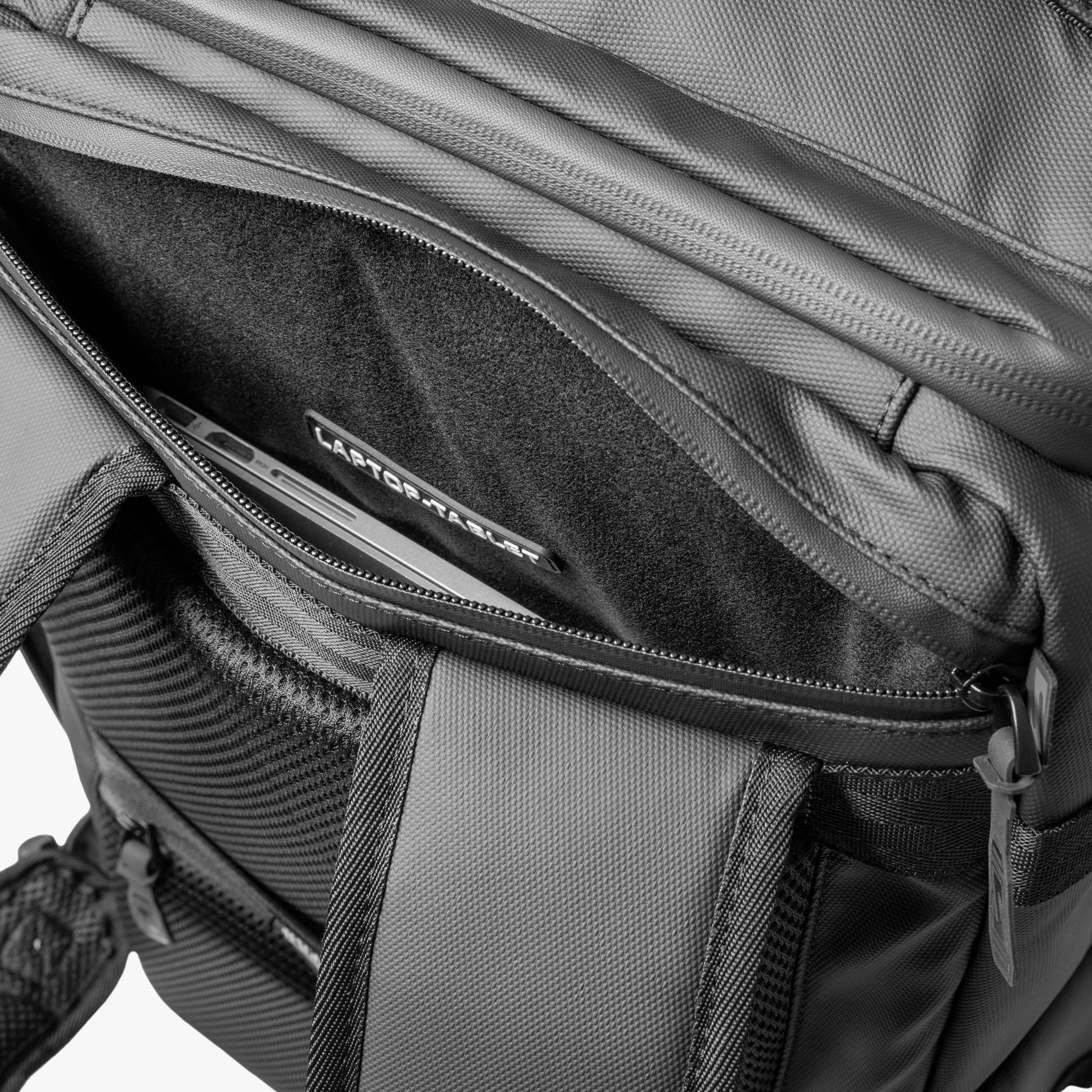 Uae Team Emirates Backpack Rain Pro 35 L | Scicon Sports