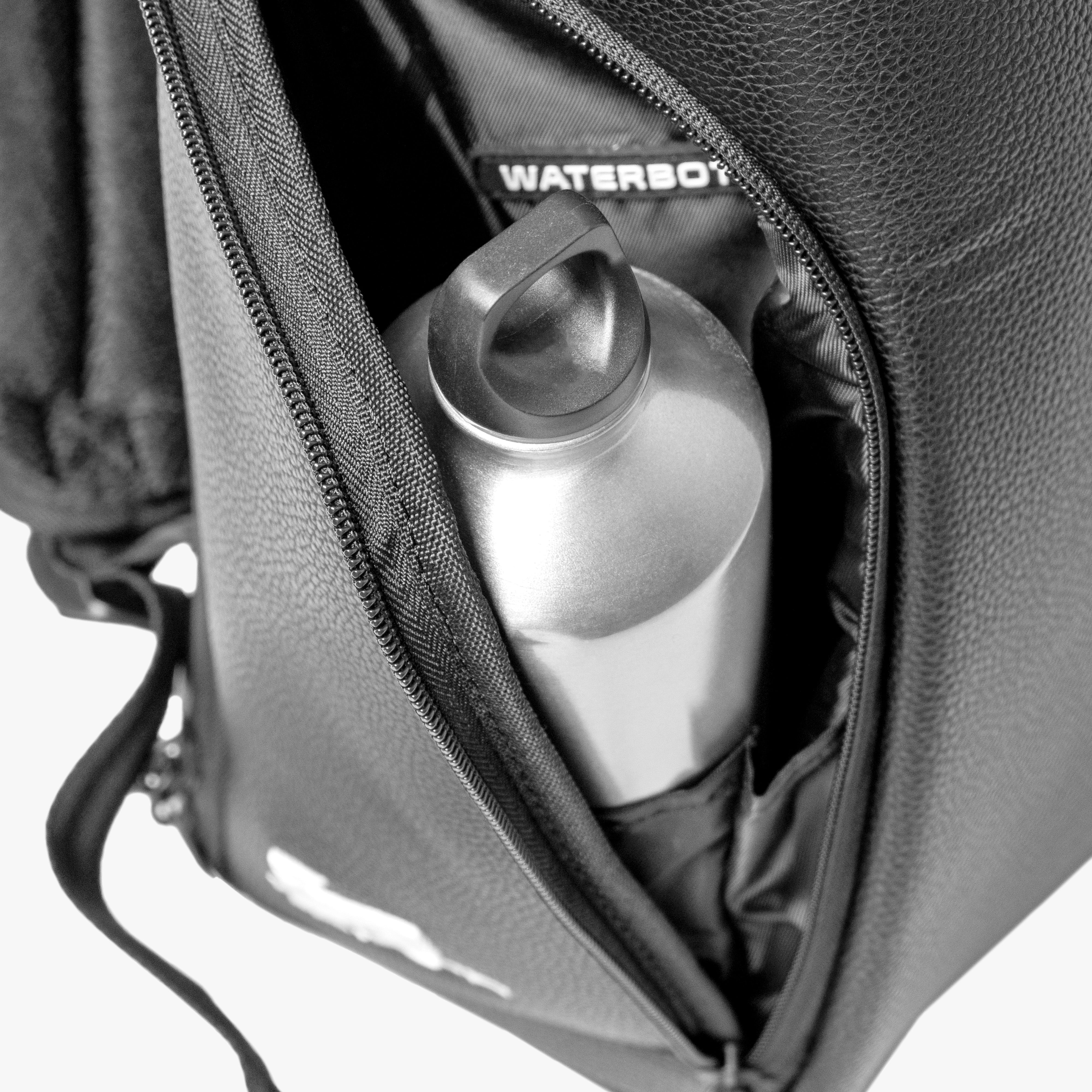 MOCHILA URBAN 15L - CUIR VÉGAN SYNERSKIN™