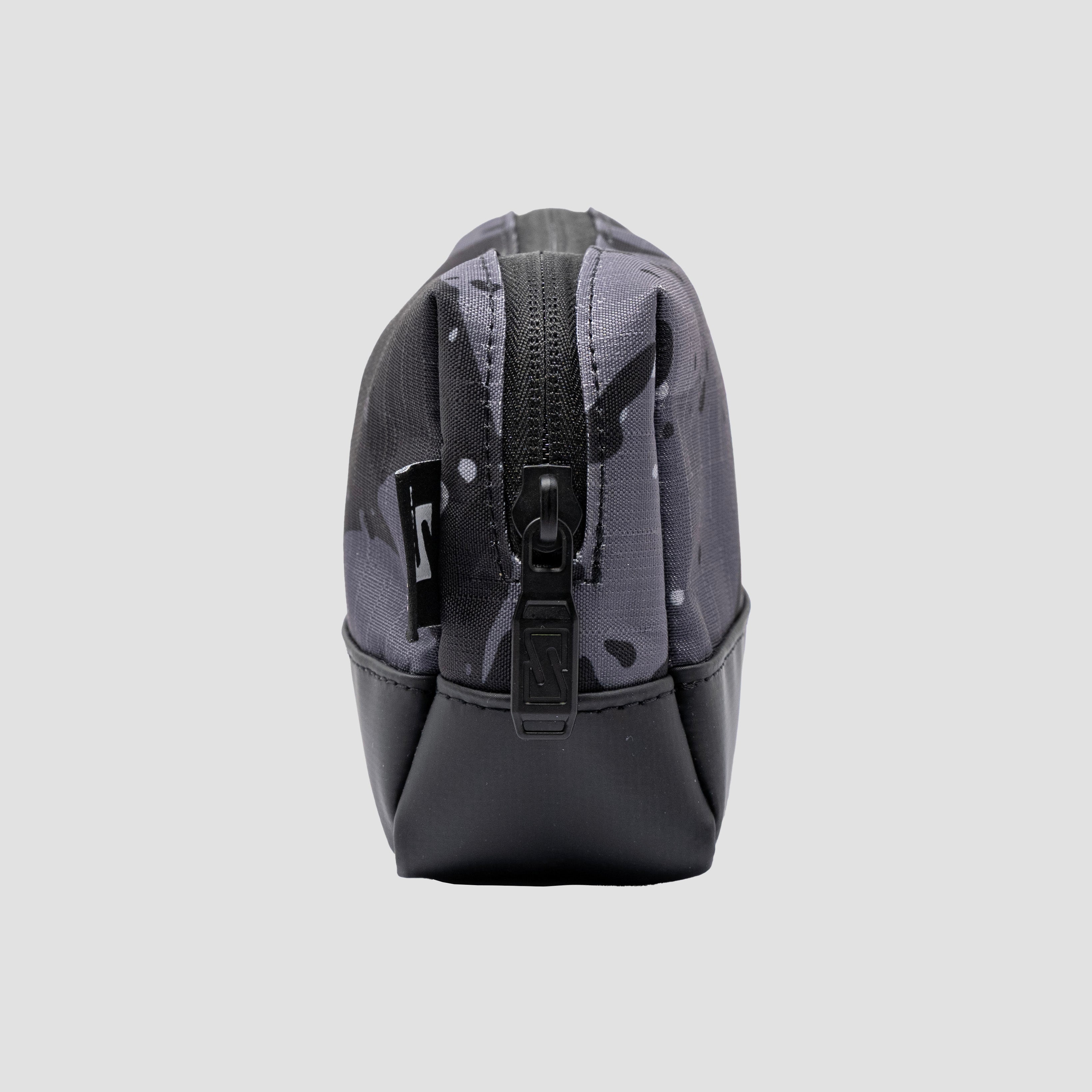 Electronic Travel Pouch Camo side