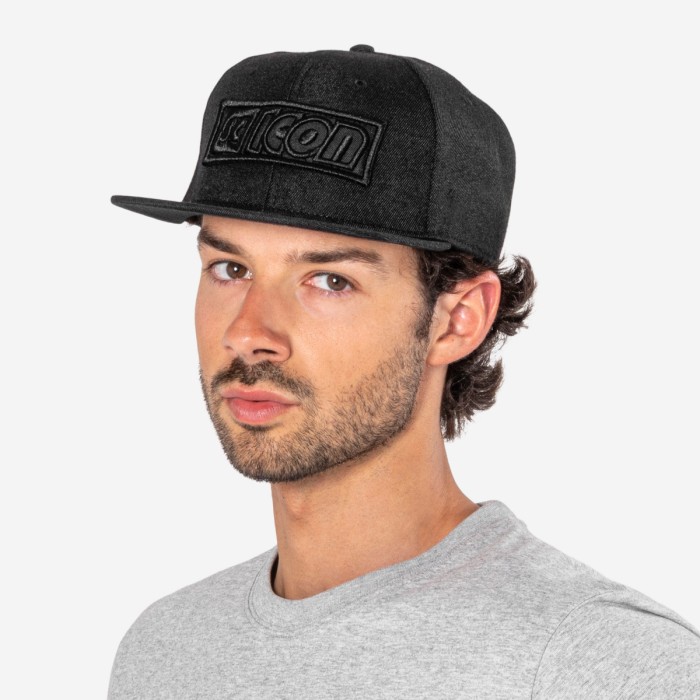 SCICON SNAPBACK-KAPPE MIT BLACK ON BLACK LOGO - 01