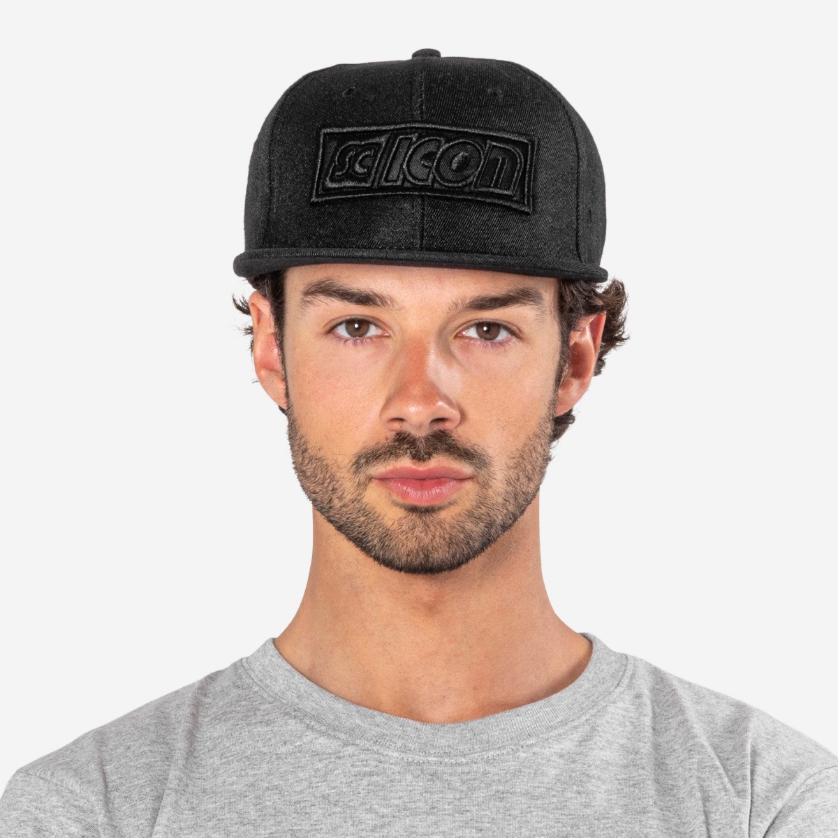 SCICON BLACK ON BLACK LOGO SNAPBACK CAP - 01