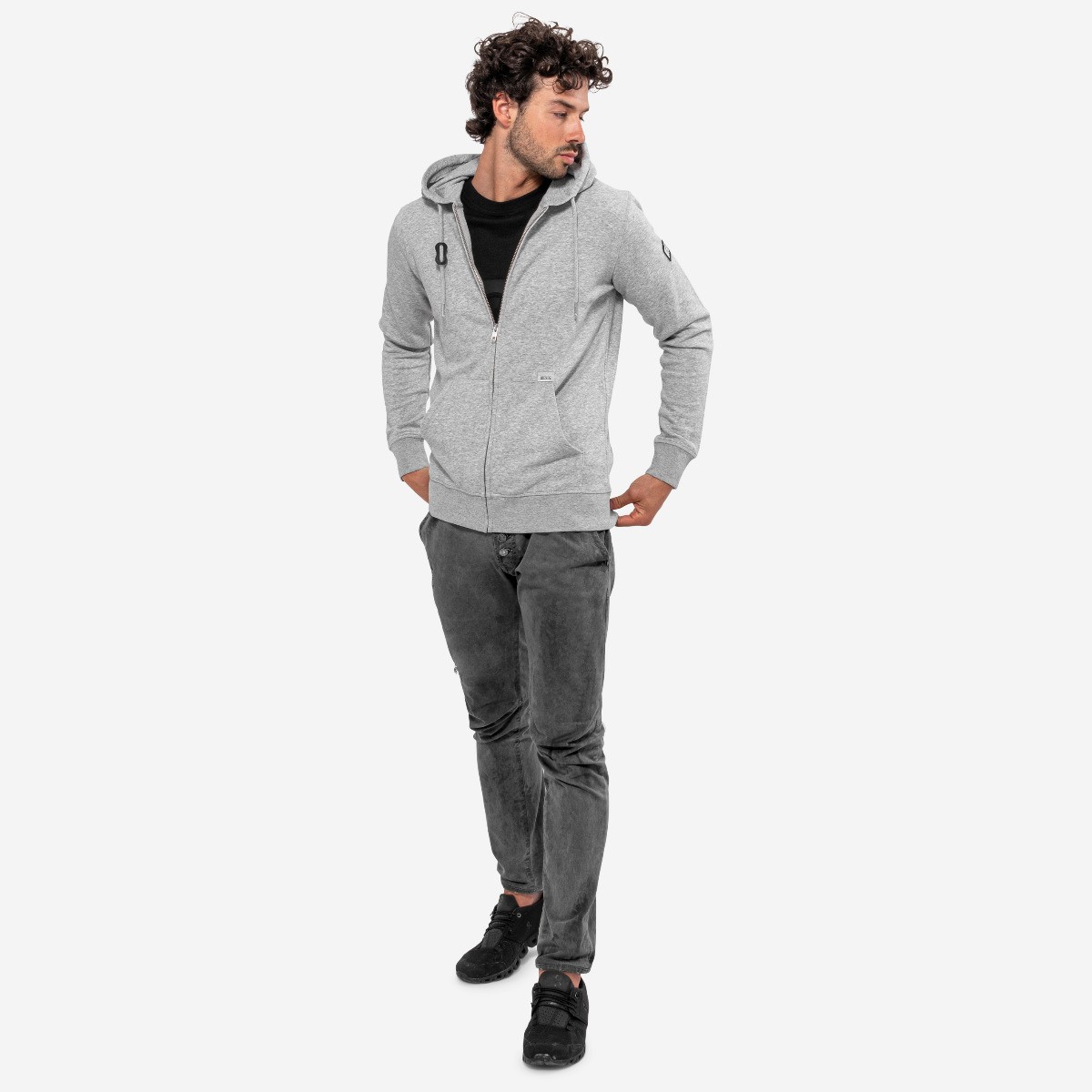 SQUADRA FULL ZIP HOODIE