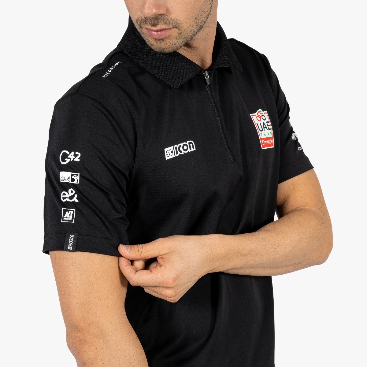 TECH POLO ZIP UAE